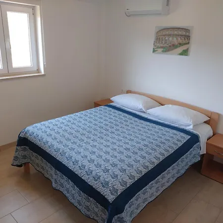 Holiday Home Grimalda